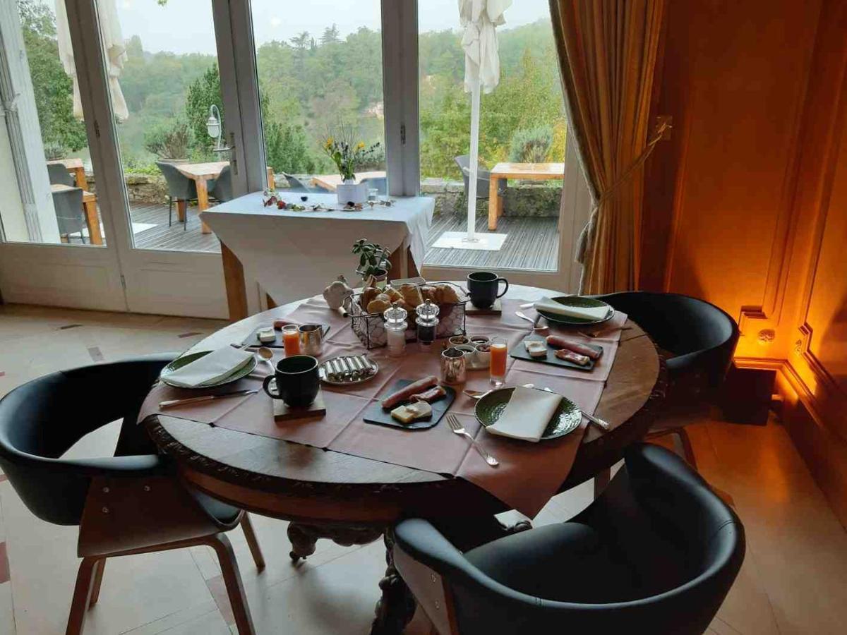 Logis Hotels Domaine Du Chatelard Dirac Екстер'єр фото