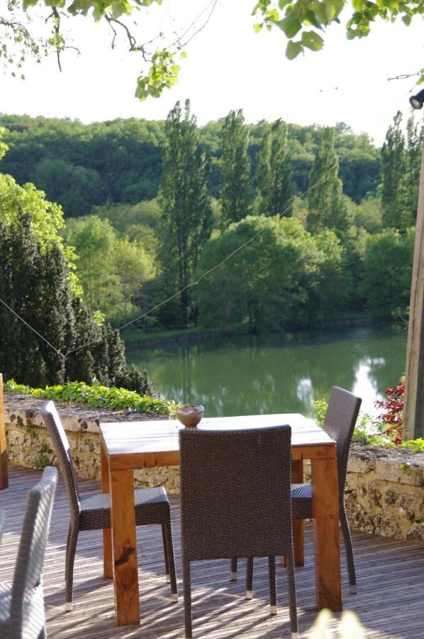 Logis Hotels Domaine Du Chatelard Dirac Екстер'єр фото