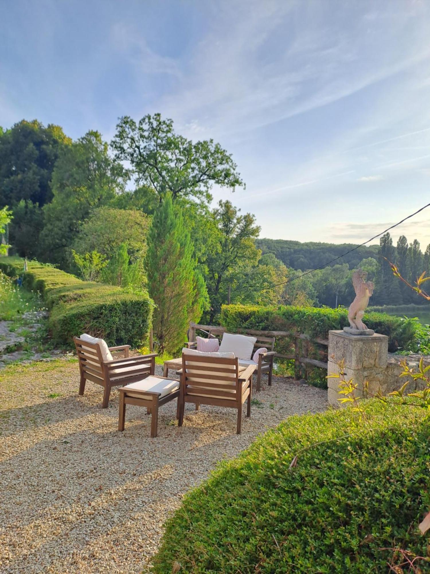 Logis Hotels Domaine Du Chatelard Dirac Екстер'єр фото