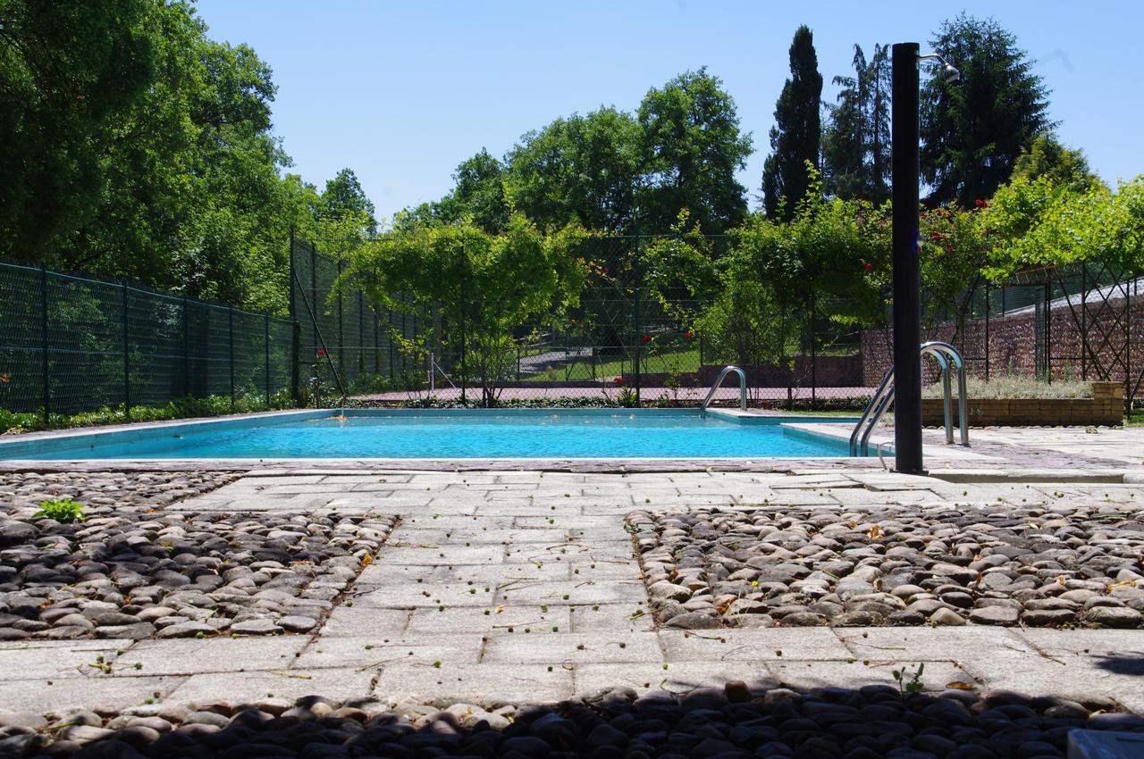 Logis Hotels Domaine Du Chatelard Dirac Екстер'єр фото