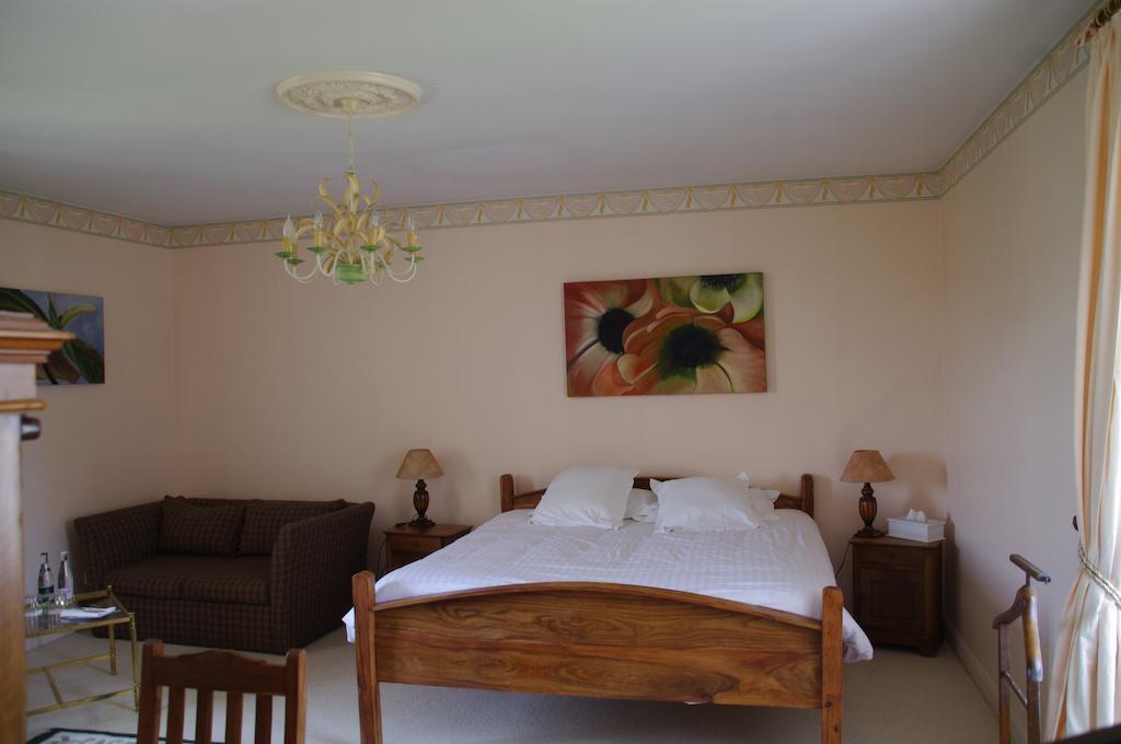 Logis Hotels Domaine Du Chatelard Dirac Екстер'єр фото